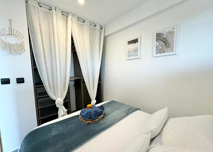 Le Cocon Marin , Vue , Clim , Parking , Piscine