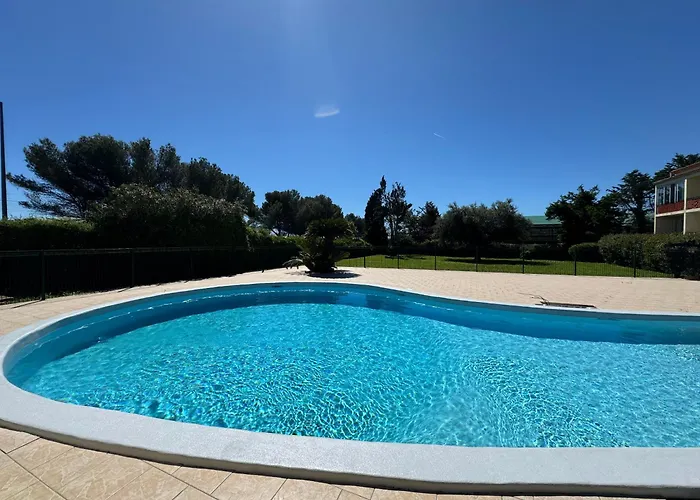 Le Cocon Marin , Vue , Clim , Parking , Piscine Appartement