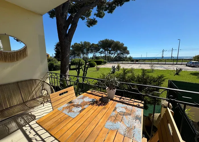 Le Cocon Marin , Vue , Clim , Parking , Piscine * Antibes