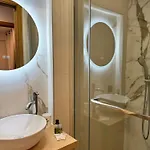 Le Cocon Marin , Vue , Clim , Parking , Piscine Антіб