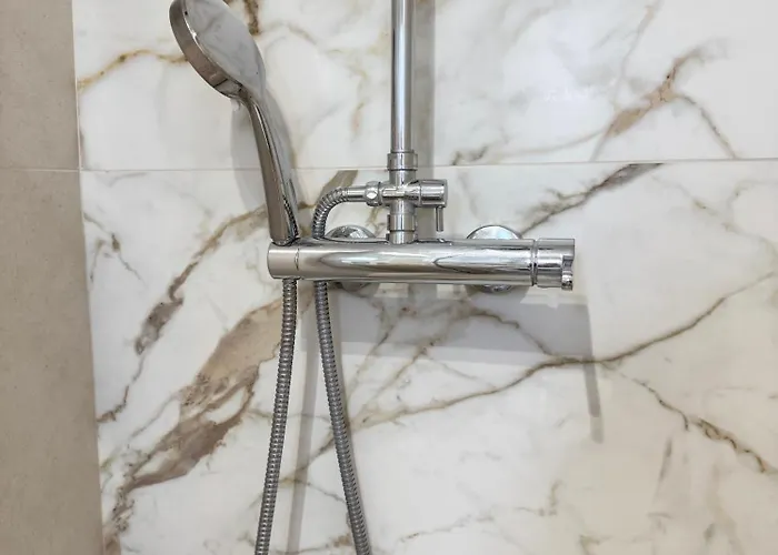 Apartment Le Cocon Marin , Vue , Clim , Parking , Piscine Antibes