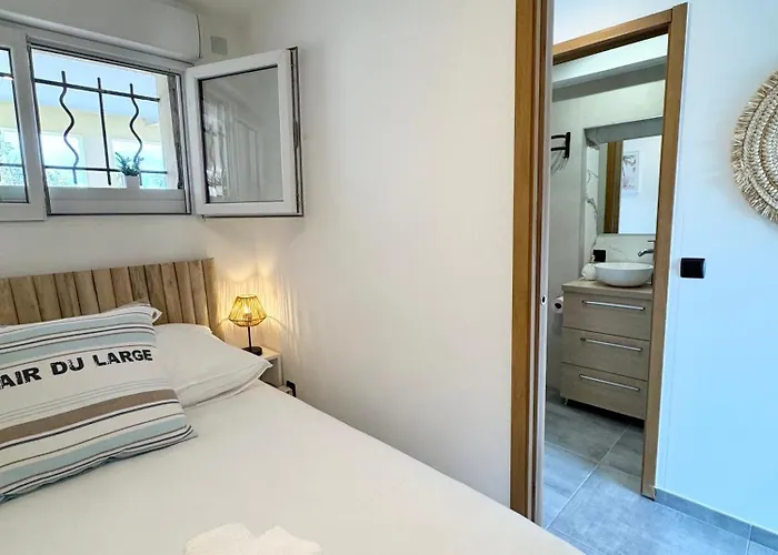 Le Cocon Marin , Vue , Clim , Parking , Piscine *